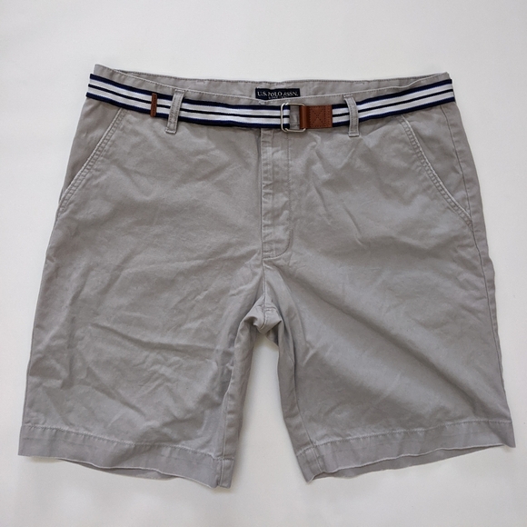US Polo Assn belt flat front chambray shorts, men's size 40 - Picture 1 of 5